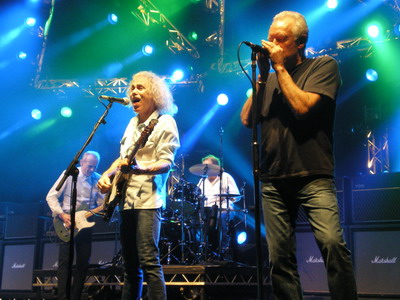 Alan joined by Bob Young